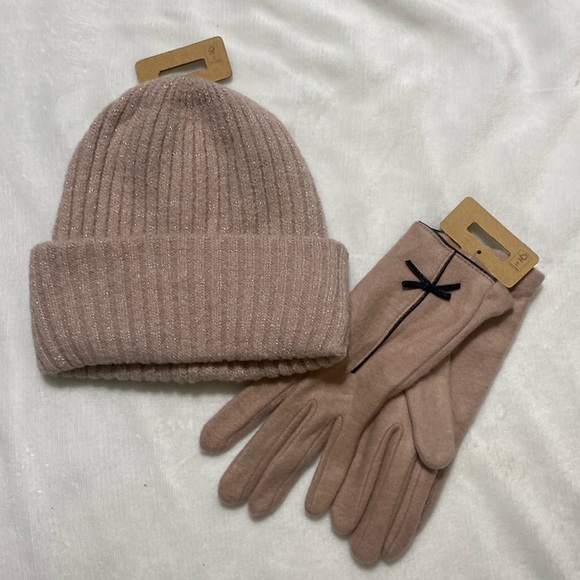 NEW SET-SILVER METALLIC FIBER STITCHING MAUVE HAT & GLOVES W/ BROWN BOW - Picture 7 of 7